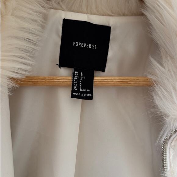Forever 21 Ivory Faux Fur Glam Party Festive Jacket Coat Size Large - Picture 4 of 8